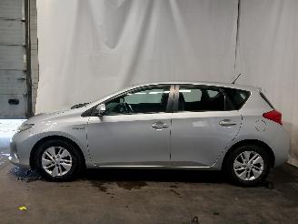 Toyota Auris Auris (E18) Hatchback 5-drs 1.8 16V Hybrid (2ZRFXE) [100kW]  (10-2012/=
03-2019) picture 4