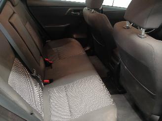Toyota Auris Auris (E18) Hatchback 5-drs 1.8 16V Hybrid (2ZRFXE) [100kW]  (10-2012/=
03-2019) picture 10
