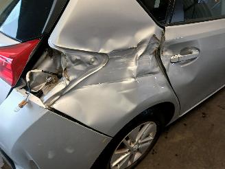 Toyota Auris Auris (E18) Hatchback 5-drs 1.8 16V Hybrid (2ZRFXE) [100kW]  (10-2012/=
03-2019) picture 24