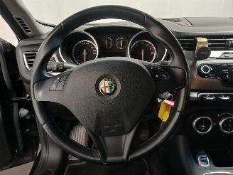 Alfa Romeo Giulietta Giulietta (940) Hatchback 1.4 TB 16V MultiAir (940.A.2000) [125kW]  (0=
4-2010/10-2018) picture 21