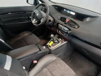 Renault Scenic Grand Scénic III (JZ) MPV 1.4 16V TCe 130 (H4J-700(H4J-A7)) [96kW]  =
(02-2009/12-2016) picture 9