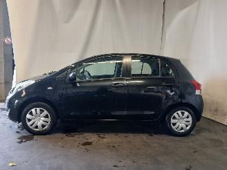 Toyota Yaris Yaris II (P9) Hatchback 1.0 12V VVT-i (1KR-FE) [51kW]  (08-2005/12-201=
1) picture 4