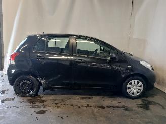 Toyota Yaris Yaris II (P9) Hatchback 1.0 12V VVT-i (1KR-FE) [51kW]  (08-2005/12-201=
1) picture 7