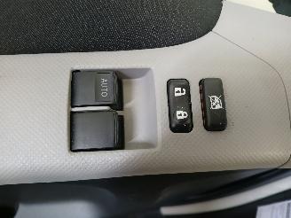 Toyota Yaris Yaris II (P9) Hatchback 1.0 12V VVT-i (1KR-FE) [51kW]  (08-2005/12-201=
1) picture 14
