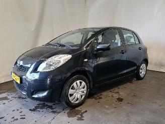 Toyota Yaris Yaris II (P9) Hatchback 1.0 12V VVT-i (1KR-FE) [51kW]  (08-2005/12-201=
1) picture 3