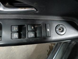 Kia Cee d Cee'd Sporty Wagon (EDF) Combi 1.6 16V (G4FC) [90kW]  (09-2007/12-2012=
) picture 14