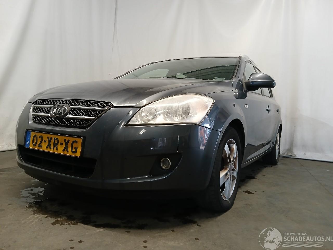 Kia Cee d Cee'd Sporty Wagon (EDF) Combi 1.6 16V (G4FC) [90kW]  (09-2007/12-2012=
)