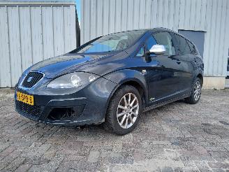 Seat Altea Altea XL (5P5) MPV 1.2 TSI (CBZB) [77kW]  (04-2010/07-2015) picture 3