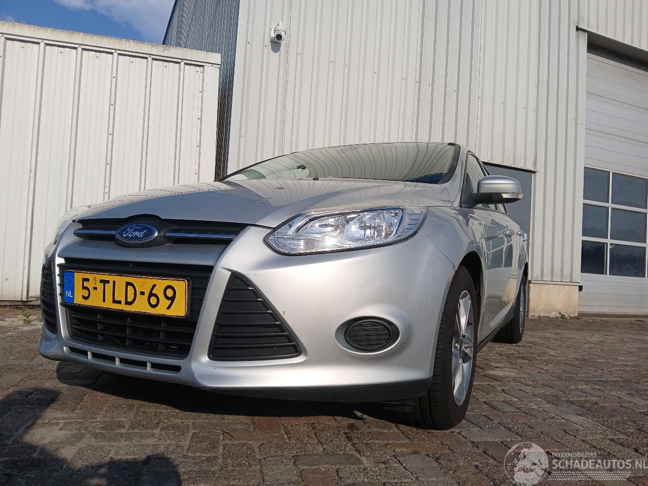 Ford Focus Focus 3 Wagon Combi 1.0 Ti-VCT EcoBoost 12V 100 (M2DA(Euro 5)) [74kW] =
 (02-2012/05-2018)