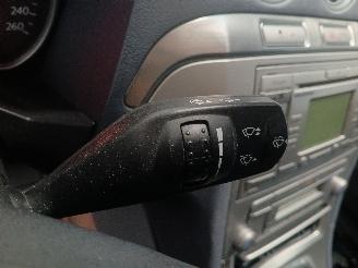 Ford S-Max S-Max (GBW) MPV 2.5 Turbo 20V (HUWA) [162kW]  (05-2006/03-2010) picture 16