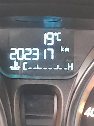 Ford Fiesta Fiesta 6 (JA8) Hatchback 1.5 TDCi (XVJC) [70kW]  (05-2015/06-2017) picture 3
