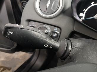 Ford Fiesta Fiesta 6 (JA8) Hatchback 1.5 TDCi (XVJC) [70kW]  (05-2015/06-2017) picture 13