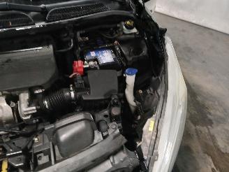 Ford Fiesta Fiesta 6 (JA8) Hatchback 1.5 TDCi (XVJC) [70kW]  (05-2015/06-2017) picture 27