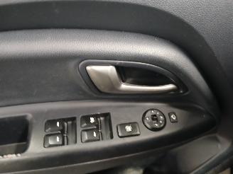 Kia Rio Rio III (UB) Hatchback 1.2 CVVT 16V (G4LA5) [63kW]  (09-2011/12-2017) picture 14