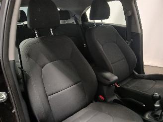 Kia Rio Rio III (UB) Hatchback 1.2 CVVT 16V (G4LA5) [63kW]  (09-2011/12-2017) picture 9