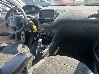Peugeot 208 208 I (CA/CC/CK/CL) Hatchback 1.2 Vti 12V PureTech 82 (EB2F(HMZ)) [60k=
W]  (03-2012/12-2019) picture 11