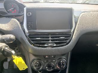 Peugeot 208 208 I (CA/CC/CK/CL) Hatchback 1.2 Vti 12V PureTech 82 (EB2F(HMZ)) [60k=
W]  (03-2012/12-2019) picture 13