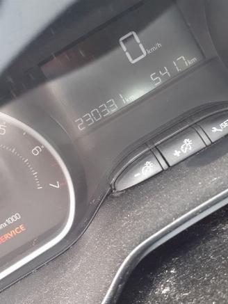 Peugeot 208 208 I (CA/CC/CK/CL) Hatchback 1.2 Vti 12V PureTech 82 (EB2F(HMZ)) [60k=
W]  (03-2012/12-2019) picture 2