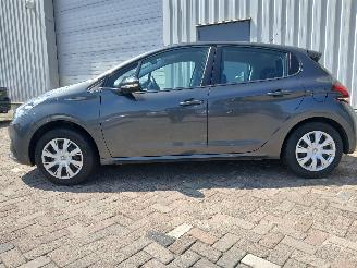 Peugeot 208 208 I (CA/CC/CK/CL) Hatchback 1.2 Vti 12V PureTech 82 (EB2F(HMZ)) [60k=
W]  (03-2012/12-2019) picture 4