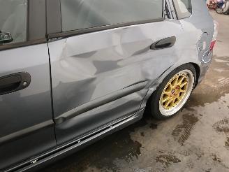 Honda Civic Civic (EP/EU) Hatchback 3-drs 1.4 16V (D14Z6) [66kW]  (11-2000/09-2005=
) picture 18