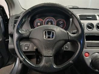 Honda Civic Civic (EP/EU) Hatchback 3-drs 1.4 16V (D14Z6) [66kW]  (11-2000/09-2005=
) picture 14