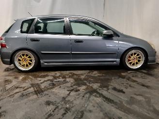 Honda Civic Civic (EP/EU) Hatchback 3-drs 1.4 16V (D14Z6) [66kW]  (11-2000/09-2005=
) picture 7