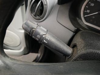 Dacia Logan Logan MCV (KS) Combi 1.6 16V (K4M-697) [77kW]  (02-2007/05-2013) picture 12
