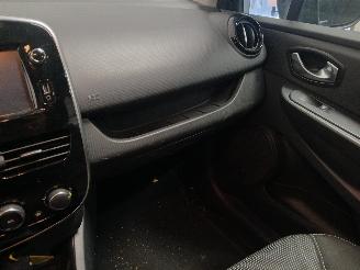 Renault Clio Clio IV Estate/Grandtour (7R) Combi 5-drs 1.5 Energy dCi 90 FAP (K9K-6=
08(K9K-B6)) [66kW]  (11-2012/08-2021) picture 15