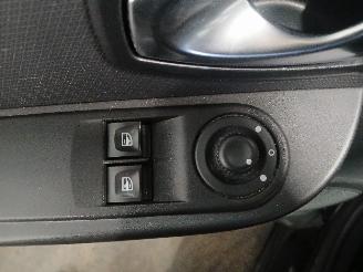 Renault Clio Clio IV Estate/Grandtour (7R) Combi 5-drs 1.5 Energy dCi 90 FAP (K9K-6=
08(K9K-B6)) [66kW]  (11-2012/08-2021) picture 12