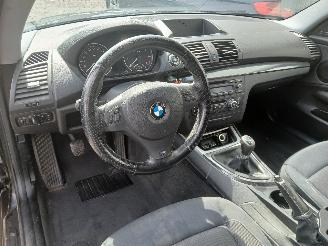 BMW 1-serie 1 serie (E81) Hatchback 3-drs 116i 2.0 16V (N43-B20A) [90kW]  (11-2008=
/12-2011) picture 10