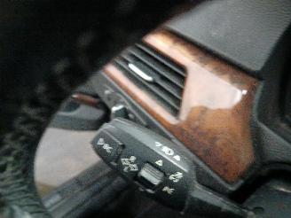 BMW 3-serie 3 serie (E90) Sedan 318i 16V (N46-B20B) [95kW]  (09-2005/08-2007) picture 15