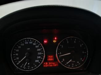 BMW 3-serie 3 serie (E90) Sedan 318i 16V (N46-B20B) [95kW]  (09-2005/08-2007) picture 22