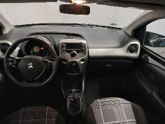 Peugeot 108 108 Hatchback 1.0 12V (1KRFE(CFB)) [51kW]  (05-2014/...) picture 12