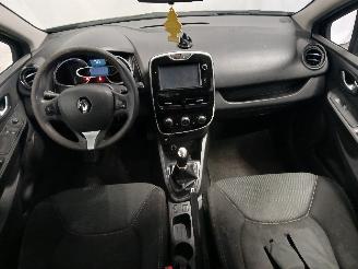 Renault Clio Clio IV (5R) Hatchback 5-drs 0.9 Energy TCE 90 12V (H4B-408(H4B-B4)) [=
66kW]  (11-2012/08-2021) picture 12