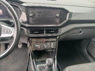 Volkswagen T-Cross T-Cross SUV 1.0 TSI 95 12V (DLAC) [70kW]  (12-2018/...) picture 19