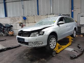 Vrakbiler auto Volkswagen Passat Passat Variant (365) Combi 1.4 TSI 16V (CAXA(Euro 5)) [90kW]  (08-2010=
/12-2014) 2012