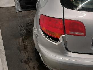 Audi A3 A3 Sportback (8PA) Hatchback 5-drs 1.4 TFSI 16V (CMSA) [92kW]  (09-200=
7/03-2013) picture 30
