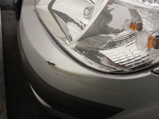 Kia Rio Rio II (DE) Hatchback 1.5 CRDi VGT 16V (D4FA) [81kW]  (03-2005/12-2011=
) picture 20