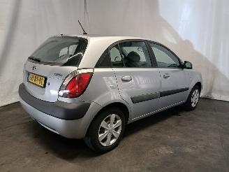 Kia Rio Rio II (DE) Hatchback 1.5 CRDi VGT 16V (D4FA) [81kW]  (03-2005/12-2011=
) picture 5