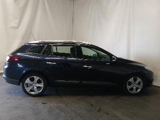 Renault Mégane Megane III Grandtour (KZ) Combi 5-drs 2.0 16V CVT (M4R-F713) [103kW]  =
(05-2009/02-2016) picture 7