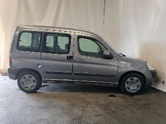 Citroën Berlingo Berlingo Cinqspace, Multispace MPV 1.6 16V (TU5JP4(NFU)) [80kW]  (10-2=
000/12-2011) picture 7