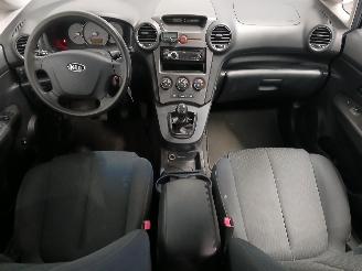 Kia Carens Carens III (FG) MPV 2.0i CVVT 16V (G4KA) [106kW]  (09-2006/06-2013) picture 11