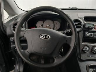 Kia Carens Carens III (FG) MPV 2.0i CVVT 16V (G4KA) [106kW]  (09-2006/06-2013) picture 19