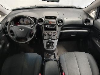 Kia Carens Carens III (FG) MPV 2.0i CVVT 16V (G4KA) [106kW]  (09-2006/06-2013) picture 12