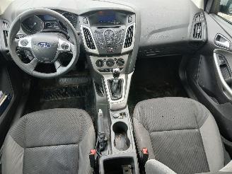 Ford Focus Focus 3 Wagon Combi 1.6 TDCi ECOnetic (NGDB) [77kW]  (05-2012/05-2018)= picture 9