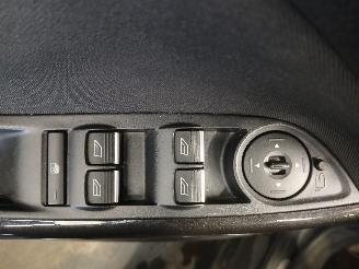 Ford Focus Focus 3 Wagon Combi 1.0 Ti-VCT EcoBoost 12V 125 (M1DD) [92kW]  (02-201=
2/05-2018) picture 12