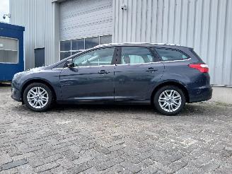 Ford Focus Focus 3 Wagon Combi 1.0 Ti-VCT EcoBoost 12V 125 (M1DA(Euro 5)) [92kW] =
 (02-2012/05-2018) picture 4