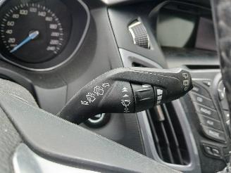 Ford Focus Focus 3 Wagon Combi 1.0 Ti-VCT EcoBoost 12V 125 (M1DA(Euro 5)) [92kW] =
 (02-2012/05-2018) picture 13