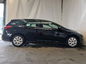 Ford Focus Focus 3 Wagon Combi 1.0 Ti-VCT EcoBoost 12V 100 (M2DA(Euro 5)) [74kW] =
 (02-2012/05-2018) picture 7
