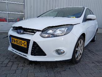 škoda osobní automobily Ford Focus Focus 3 Wagon Combi 1.0 Ti-VCT EcoBoost 12V 125 (M1DA(Euro 5)) [92kW] =
 (02-2012/05-2018) 2013/2
